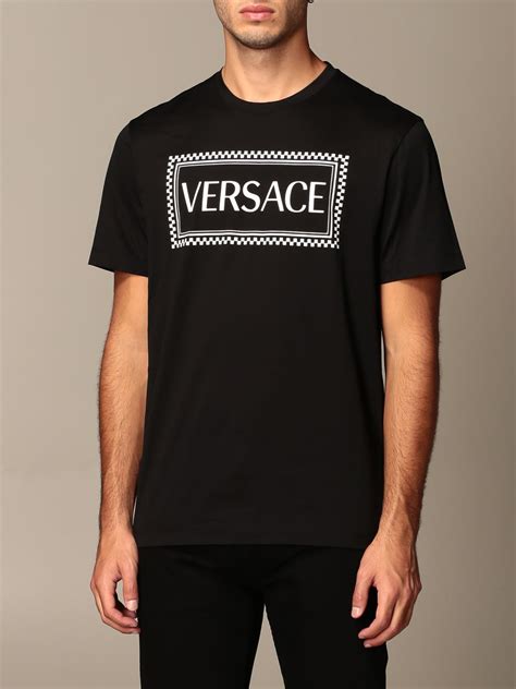 versace herren t shirt|shirts that look like Versace.